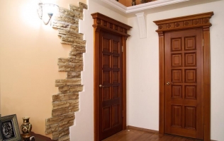 6. Массивные двери | Десять ошибок в интерьере маленькой квартиры